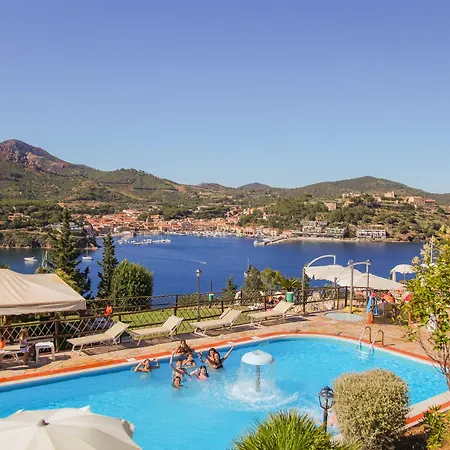Hotell Jr Elba International 4*