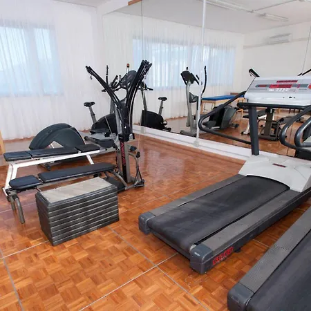 Jr Elba International