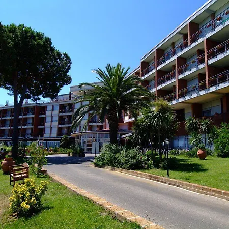 Ξενοδοχείο Jr Elba International 4*