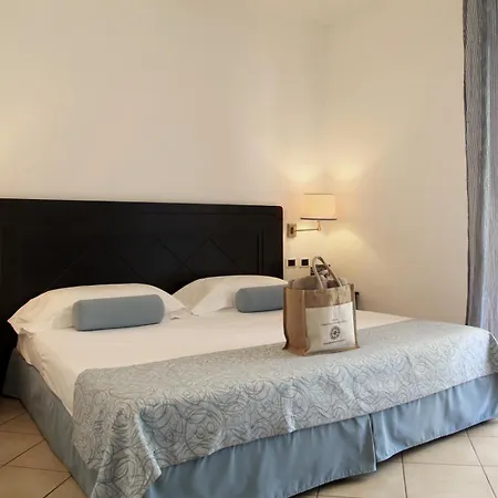 Jr Elba International Otel Capoliveri (Isola d'Elba)