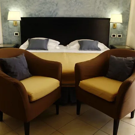 מלון Th - Grand Elba International 4*
