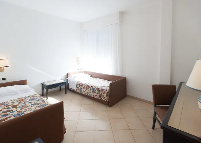 Otel Jr Elba International 4*