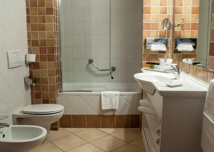 Otel Jr Elba International 4*