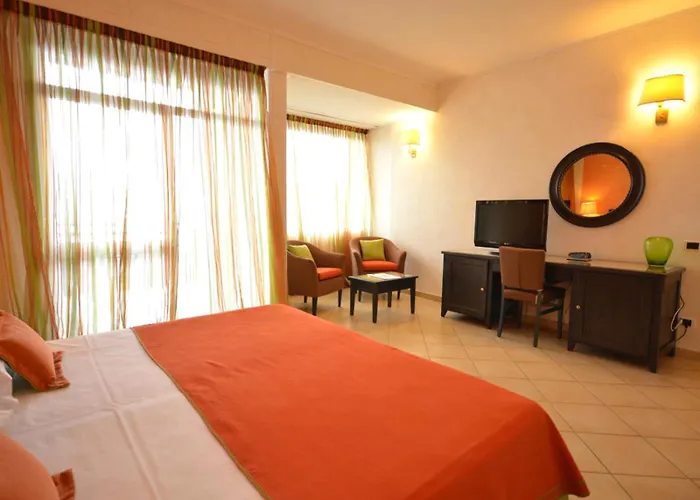 Otel Jr Elba International 4*